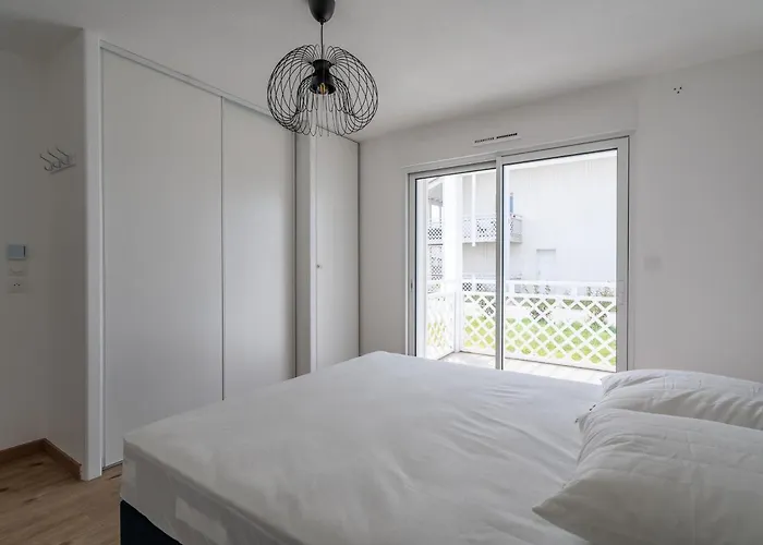 Apartment Neuf 3* A - 100m De L'ocean, Piscine, Clim, Wifi, 4 Pers, Menage Inclus - Fr-1-50-112